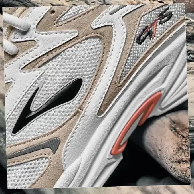 Brooks Adrenaline GTS 4