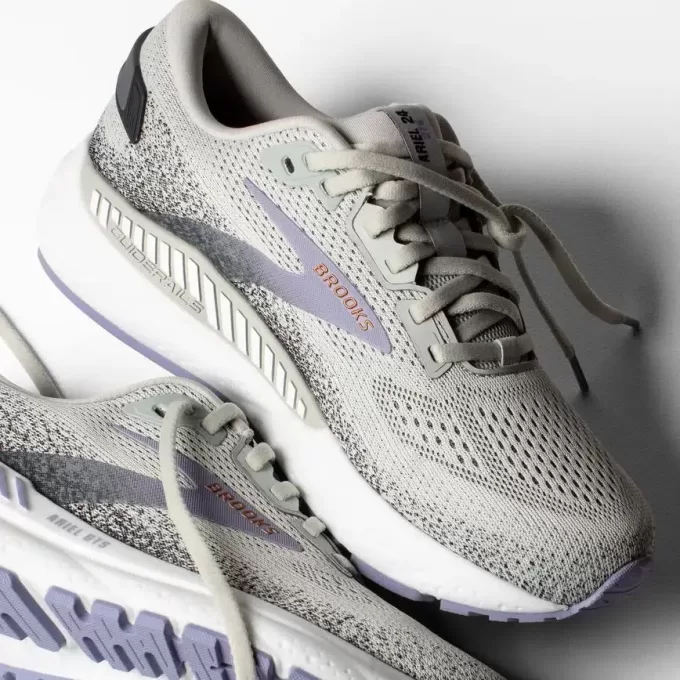 Brooks Ariel GTS 24