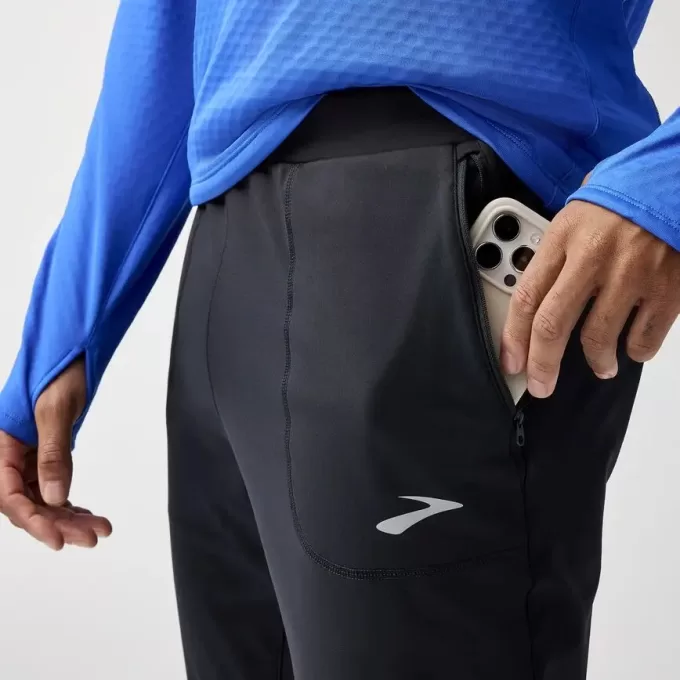 Brooks Momentum Thermal Hose