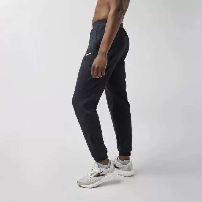 Brooks Momentum Thermal Hose